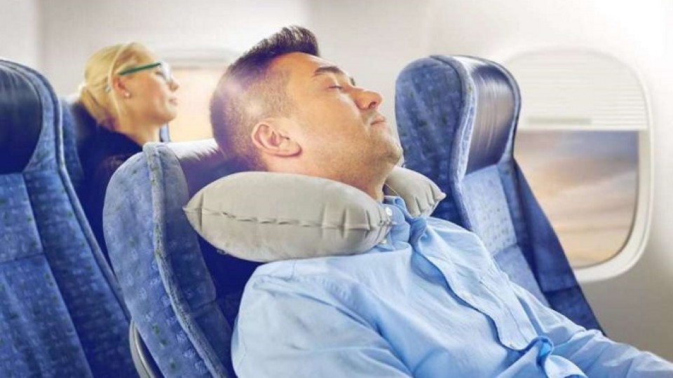 8 lời khuyên để bạn có những chuyến bay dài không mệt mỏi