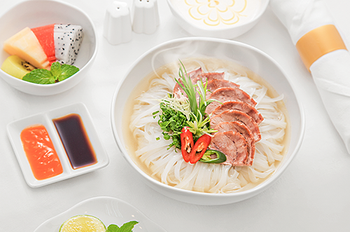 Phở là sự lựa chọn hàng đầu của hành khách trên những chuyến bay quốc tế của hãng hàng không quốc gia.
